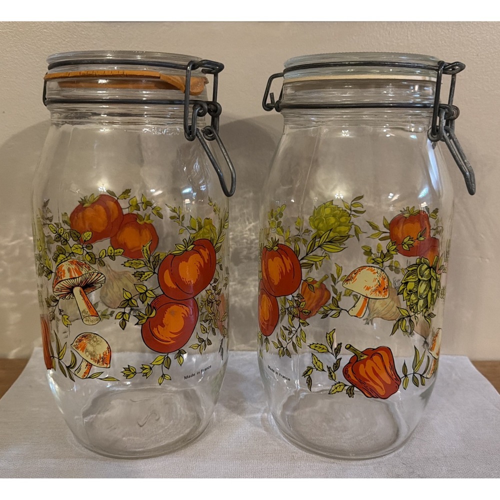 Set of 2 - Vintage Spice of Life 2L Glass Cannisters w/Vegetable Pattern - EUC